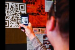 scanning-qr-code